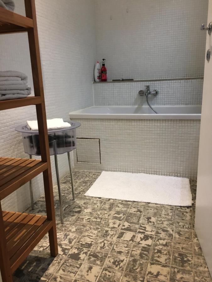Guesthouse Poppies , Free Parking 奥斯滕德 外观 照片