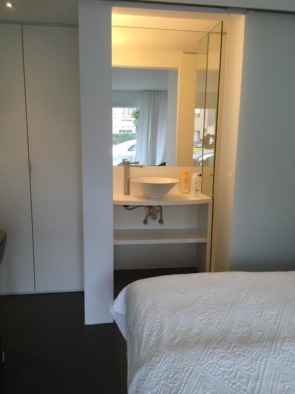 Guesthouse Poppies , Free Parking 奥斯滕德 外观 照片