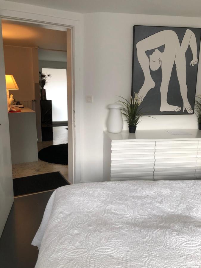 Guesthouse Poppies , Free Parking 奥斯滕德 外观 照片